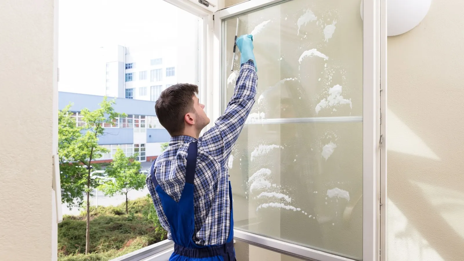 Commercial window cleaning in Wagner SD for business glass